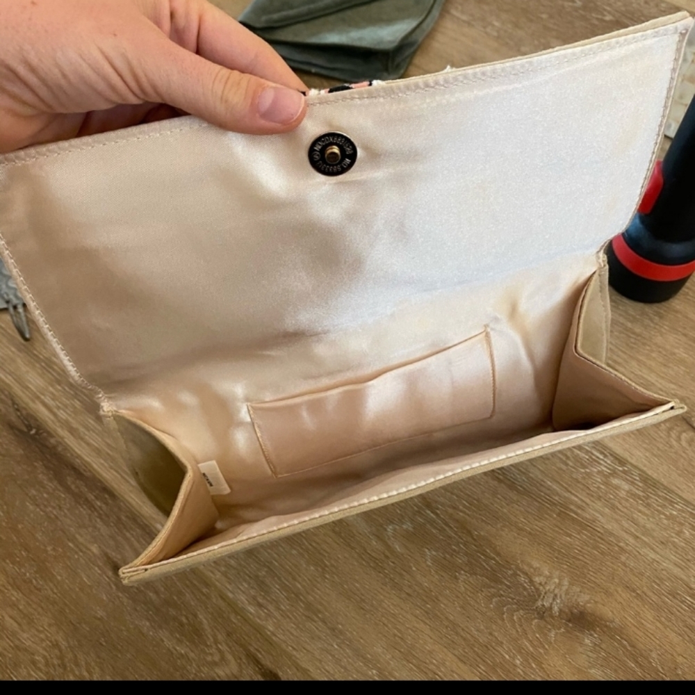 Boho purse super cute for everyday day or night!! - Picture 2 of 5
